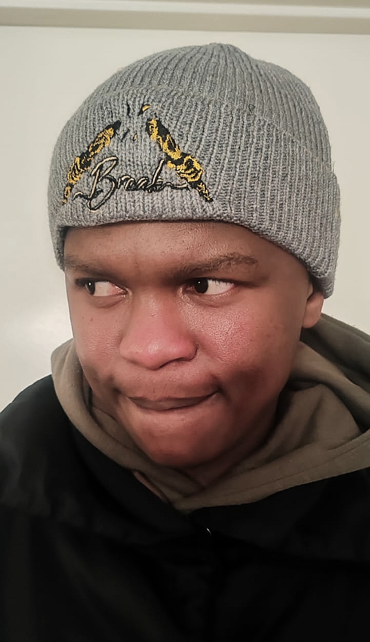 knitted beanie hat - Image 3